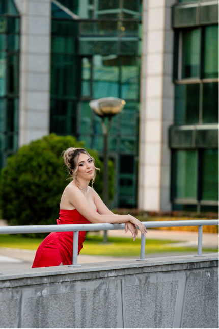 Fotografija Nine na maturi